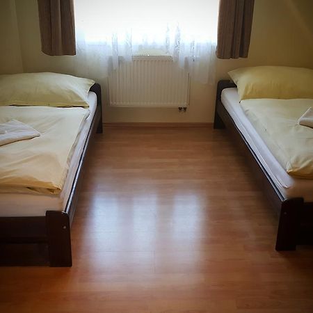 Harmony Hall Apartments Hradec Kralove Ngoại thất bức ảnh